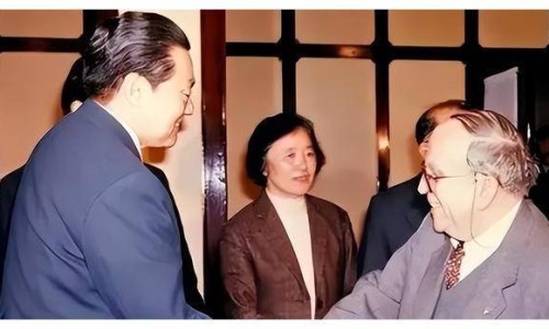 葵花小儿氨酚烷胺颗粒和小儿氨酚黄那敏颗粒有什么区别专区_葵花小儿氨酚烷胺颗粒图片专区_葵花小儿氨酚烷胺颗粒网